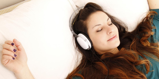 sleeping with earphones