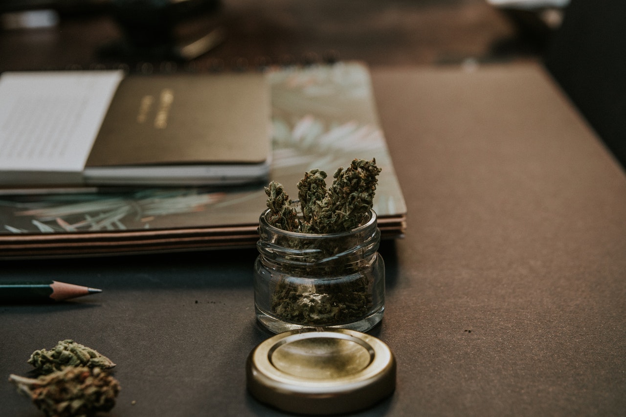 dry leaves inside a glass jar